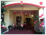 Red And White Balloon Decoration. - Image 5